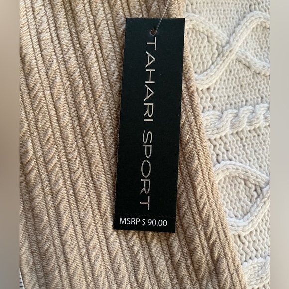 NWT Tahari Sport Viscose blend Pullover Oversized Women’s size small - Picture 4 of 16